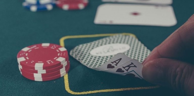 Panduan penembakan presisi dan manajemen amunisi di Fish Hunter